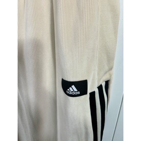 NWT Adidas Future Icons Premium Velour Pants Joggers in Beige/Black. Size 2XL - Picture 4 of 10